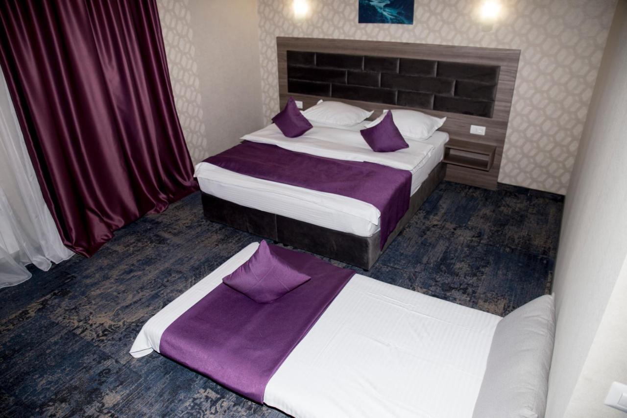 Hotel Yarus Plus بلوييست المظهر الخارجي الصورة